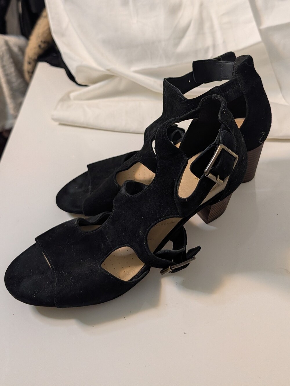 Clark Black Suede Cutout Block Heel Sandals Size 10